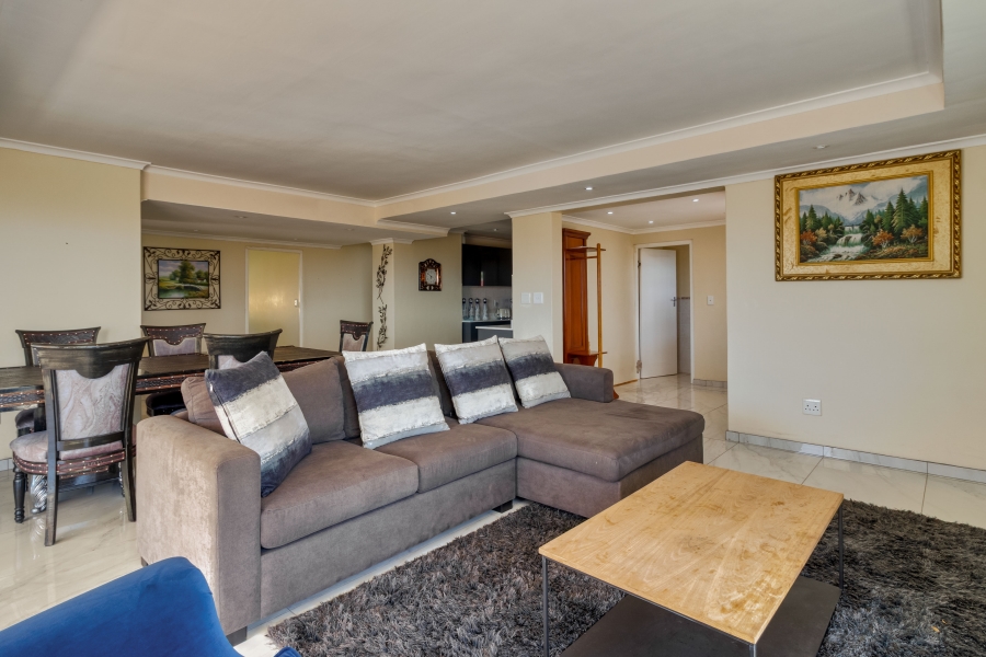 4 Bedroom Property for Sale in Mountainside Western Cape